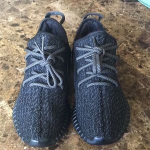Yeezy 350 V1 Pirate Black